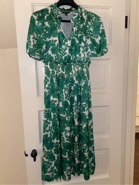 J. Crew XS Green and White Floral Smocked Midi Dress with Puff Sleeves